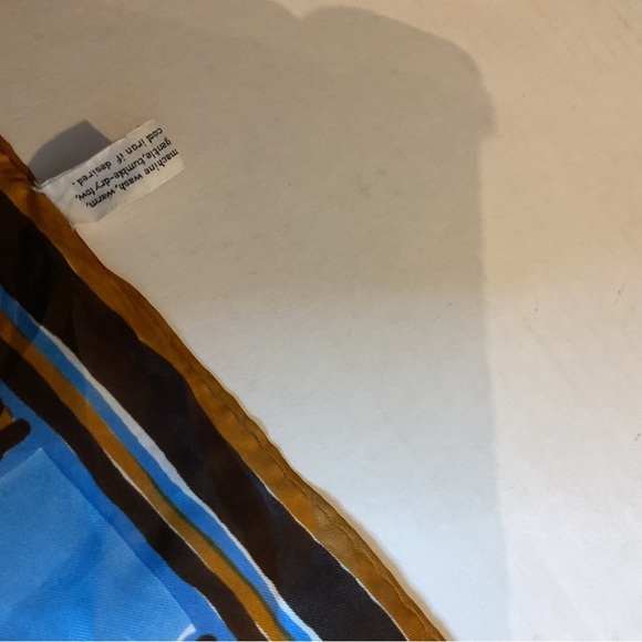 Vera Neumann Rare made in Japan Vintage scarf - Picture 4 of 8